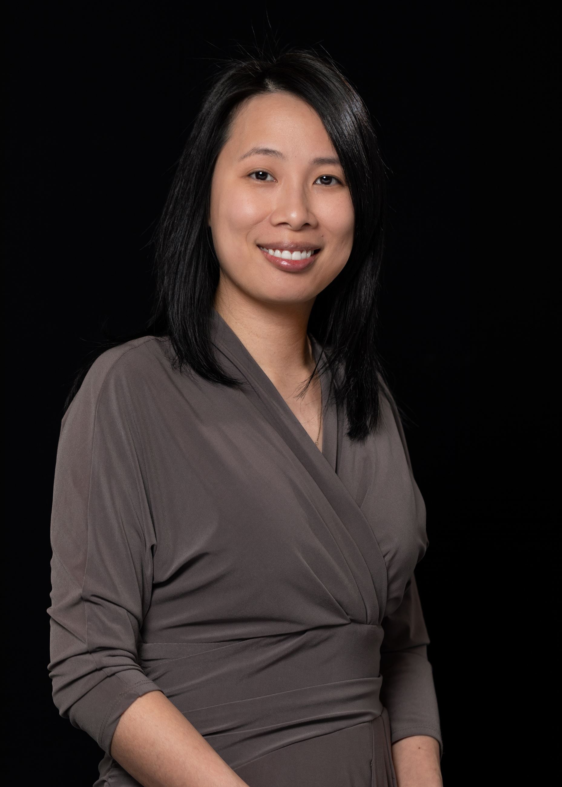 Joann Nguyen Professional Headshot
