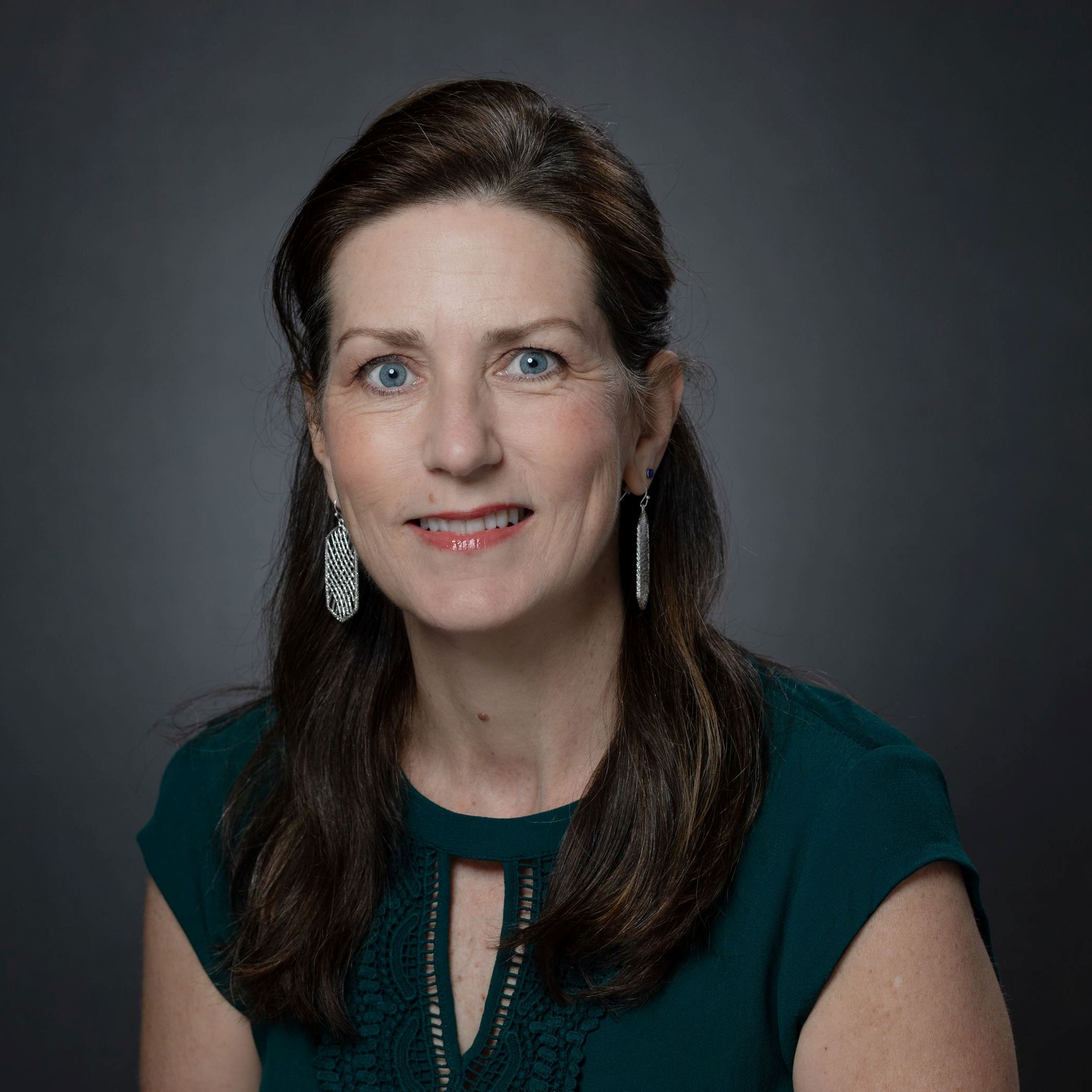 Lilburn City Headshots-Beth Thompson